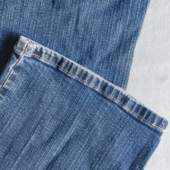 St. John's Bay jeans women's 12P denim blue petite stretch boot - Picture 7 of 13